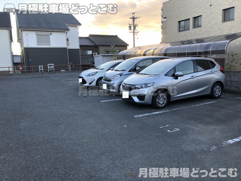 名古屋市南区戸部町3丁目18番の月極駐車場9