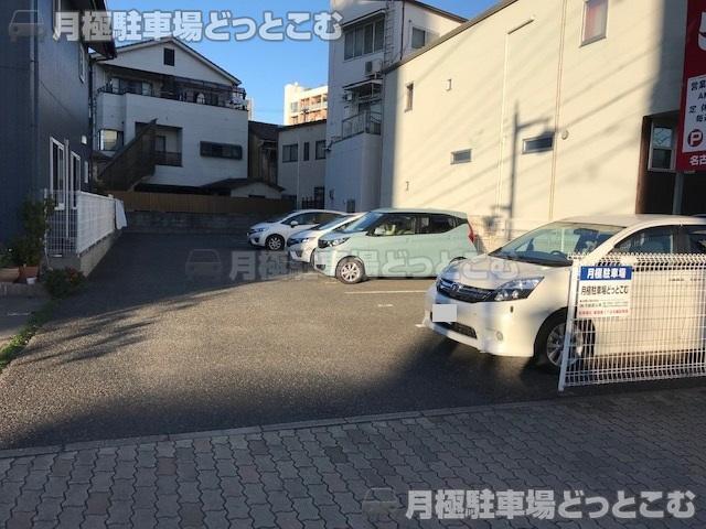 名古屋市中川区尾頭橋3丁目1506の月極駐車場2