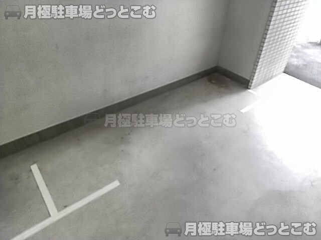 名古屋市中川区石場町1－18－1の月極駐車場3