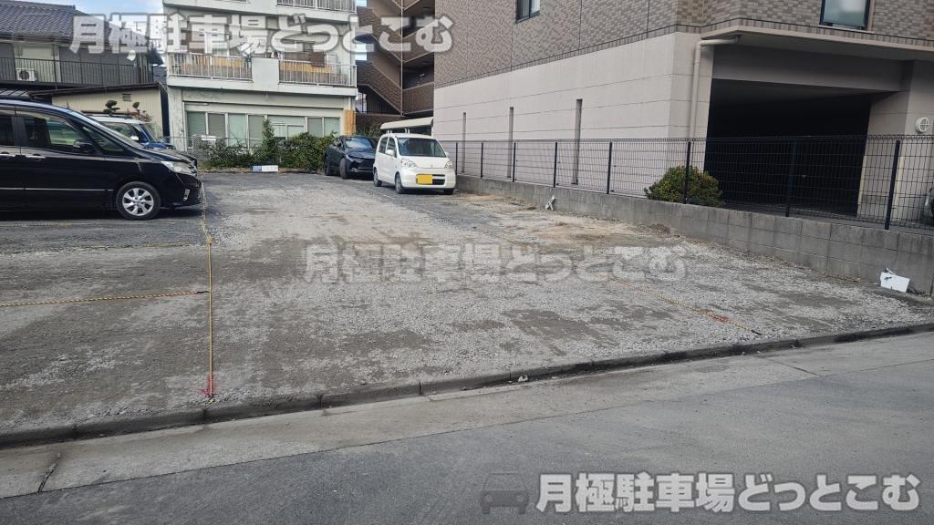 名古屋市北区元志賀町2丁目107の月極駐車場3