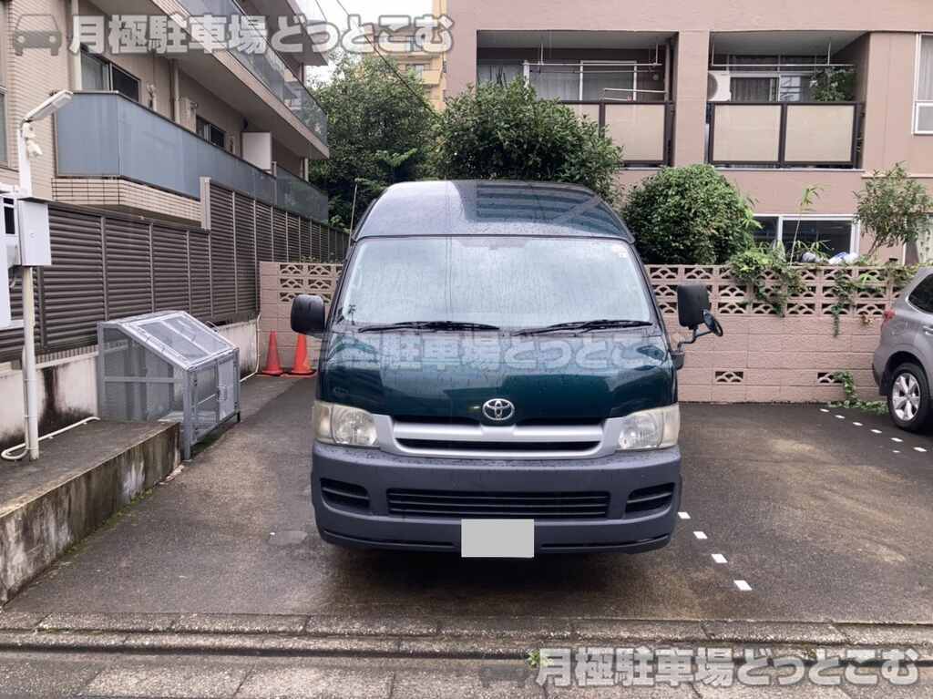 豊島区駒込4丁目983の月極駐車場3