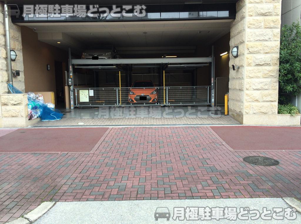 名古屋市中区千代田5丁目22-30の月極駐車場1