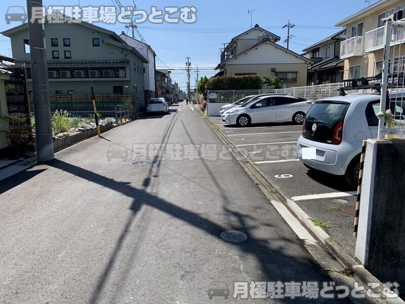 名古屋市中川区南脇町1丁目65番地の月極駐車場3