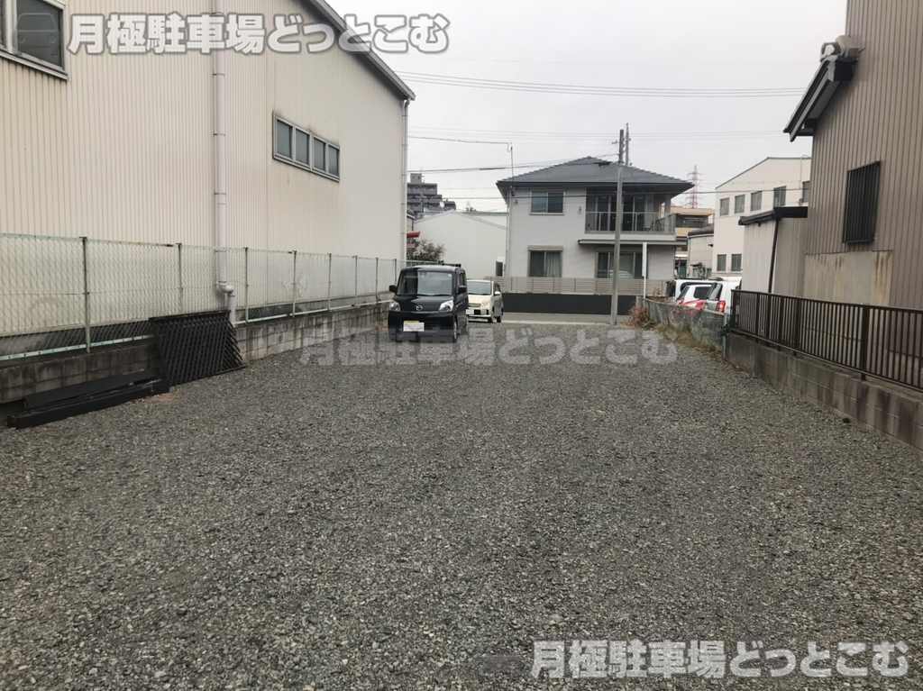 名古屋市中川区伏屋5丁目210の月極駐車場2