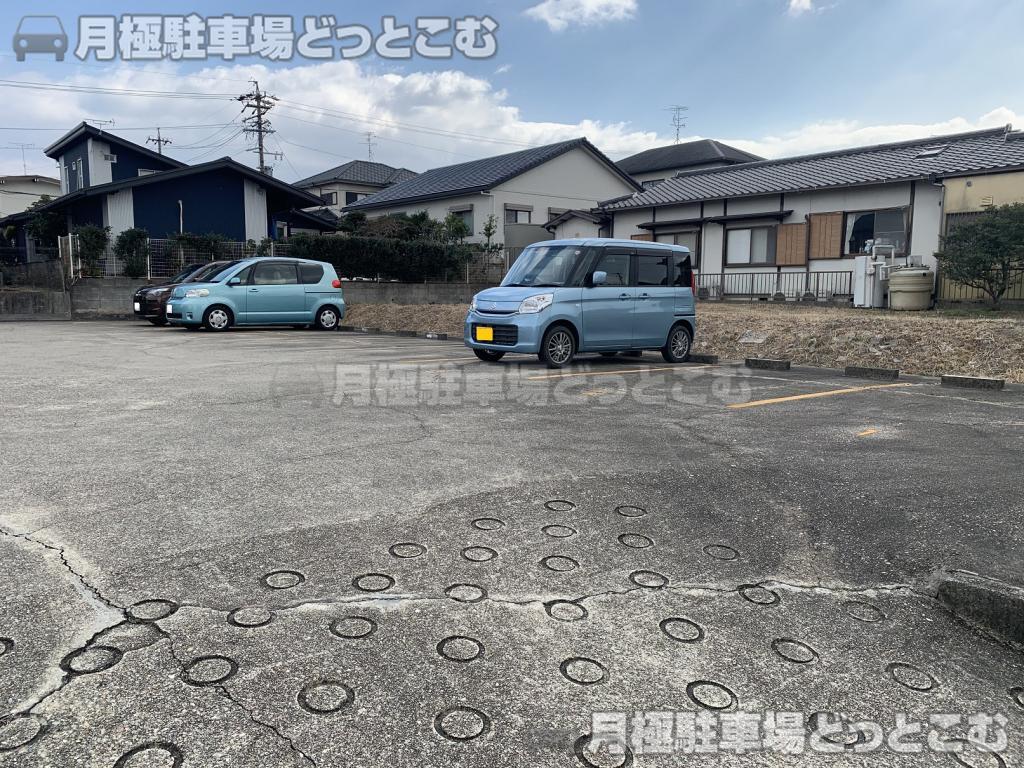 日進市東山3丁目1119の月極駐車場7