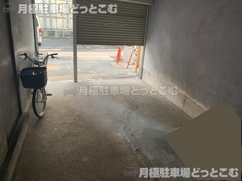 名古屋市西区那古野2丁目1213の月極駐車場3