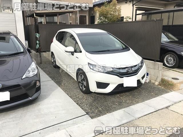 名古屋市千種区本山町3-16の月極駐車場3