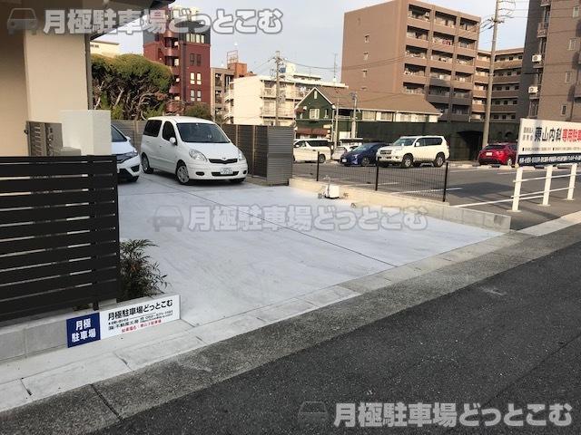 名古屋市千種区唐山町3-10の月極駐車場3