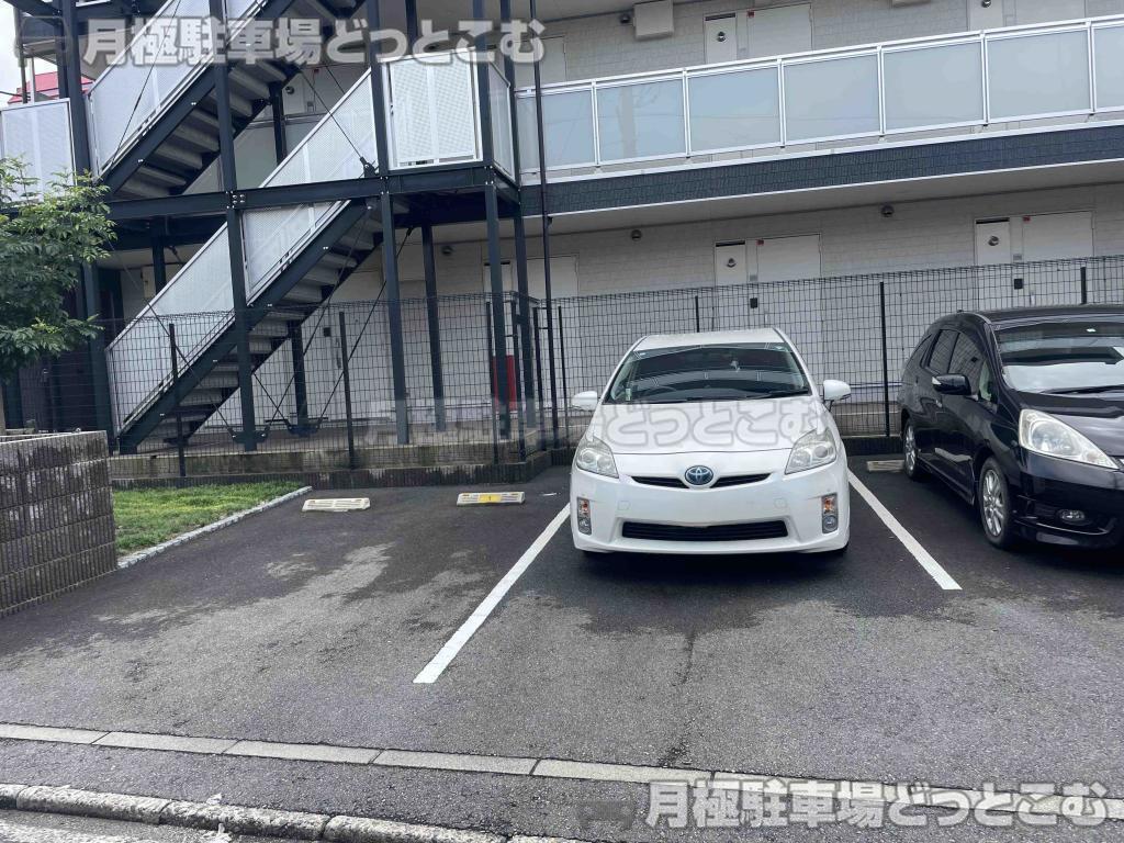 名古屋市中村区栄生町16丁目の月極駐車場3