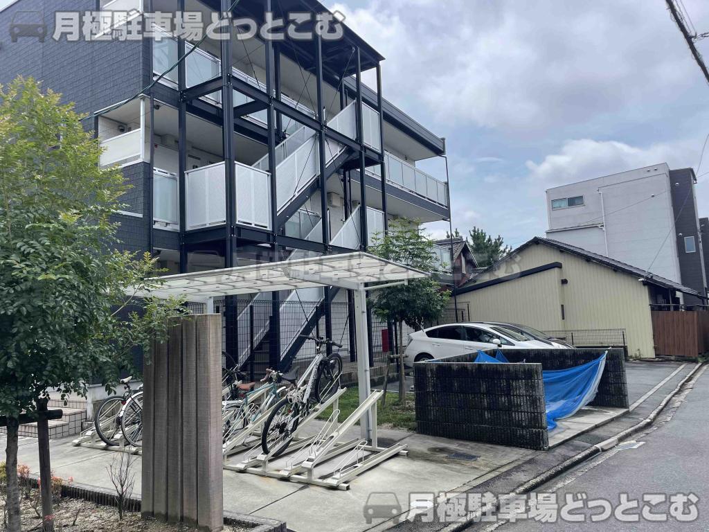 名古屋市中村区栄生町16丁目の月極駐車場4