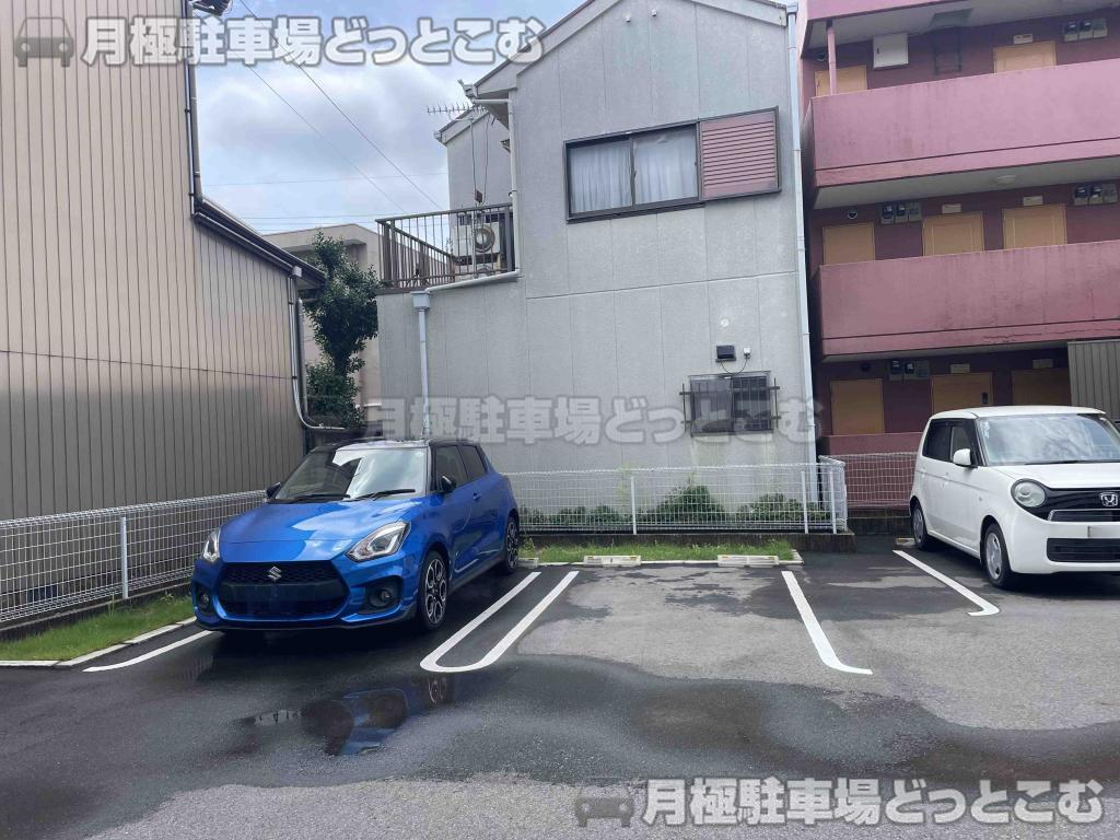 名古屋市中村区栄生町17丁目の月極駐車場6