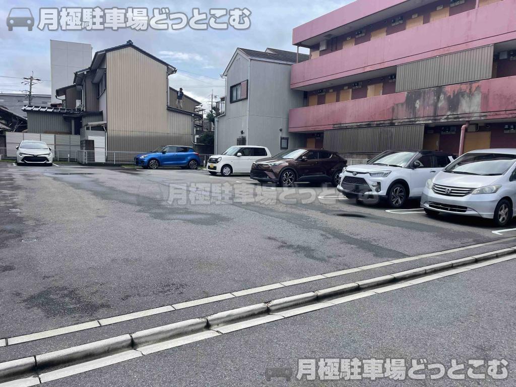 名古屋市中村区栄生町17丁目の月極駐車場7