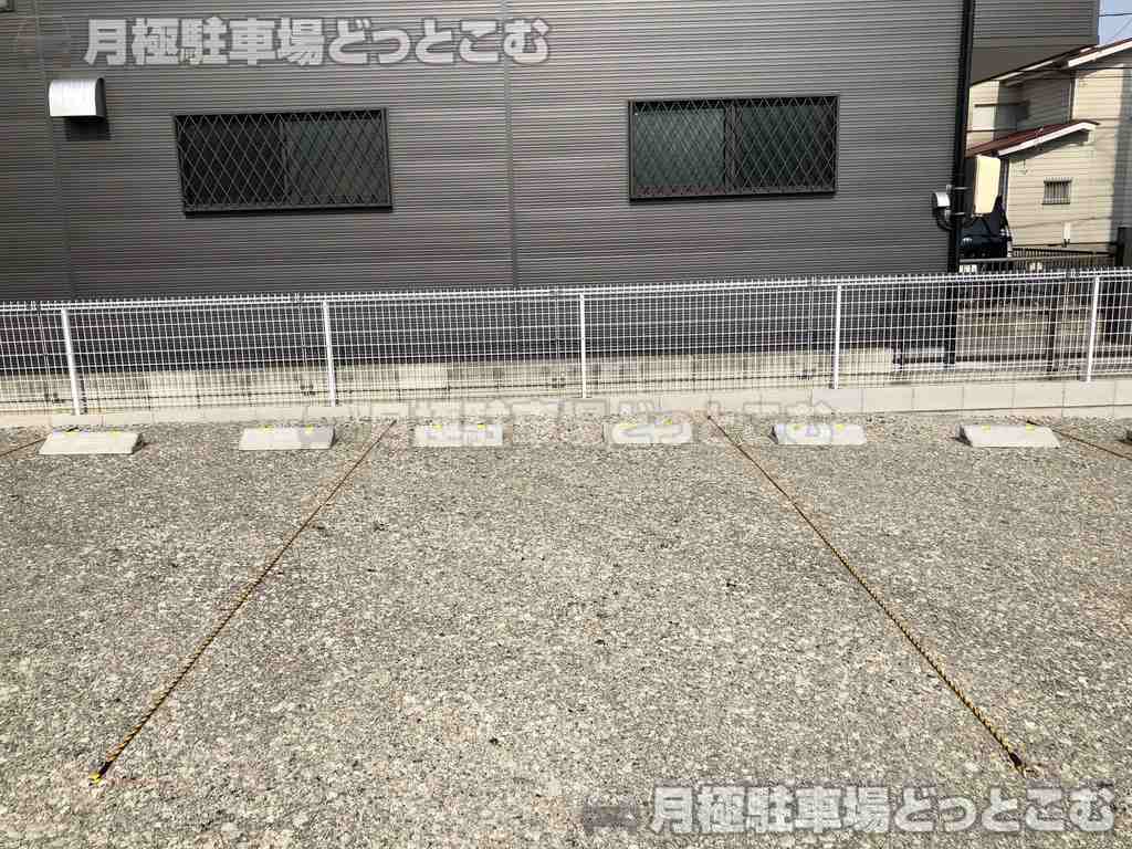 名古屋市瑞穂区白砂町4丁目70番、71番1の月極駐車場3