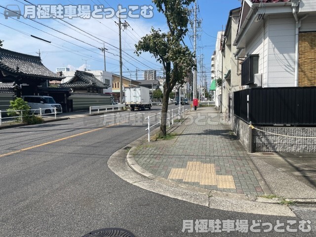 名古屋市千種区春岡通5丁目24の月極駐車場6