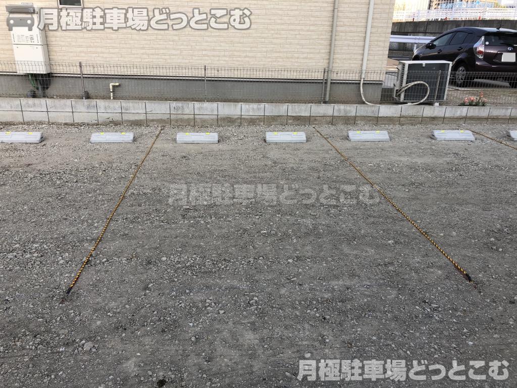 北名古屋市九之坪東ノ川144の月極駐車場7