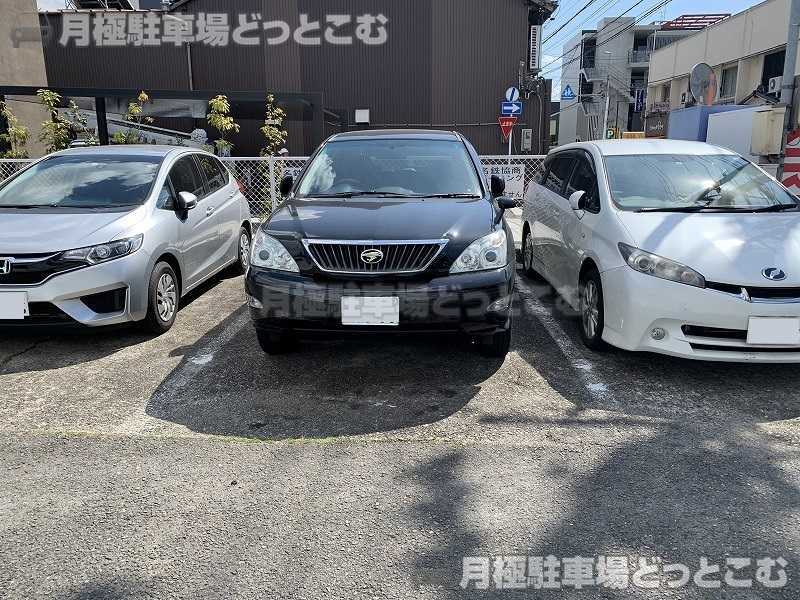 名古屋市中村区亀島1丁目704の月極駐車場3