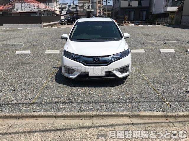 名古屋市昭和区川名町4丁目1　の月極駐車場2