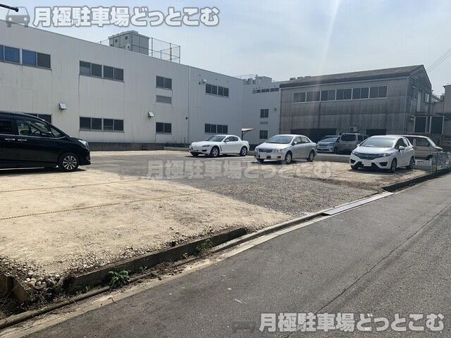 名古屋市南区鶴見通5-1-12の月極駐車場2