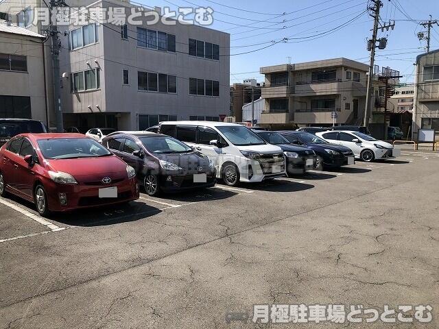 名古屋市熱田区沢下町703の月極駐車場3