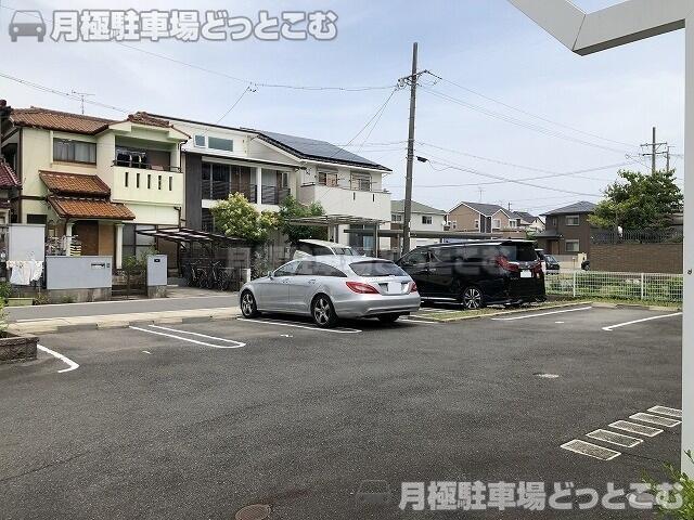 名古屋市守山区高島町220の月極駐車場3