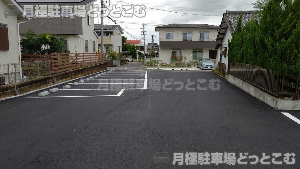 日進市岩崎町新ラ田87-233の月極駐車場3