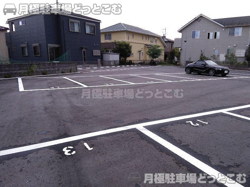 日進市岩崎町新ラ田87-233の月極駐車場2