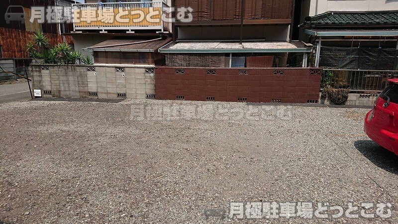 名古屋市中川区野田1丁目358の月極駐車場6