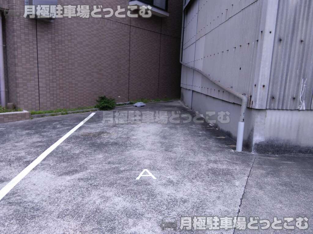 名古屋市中村区佐古前町1415-2の月極駐車場2