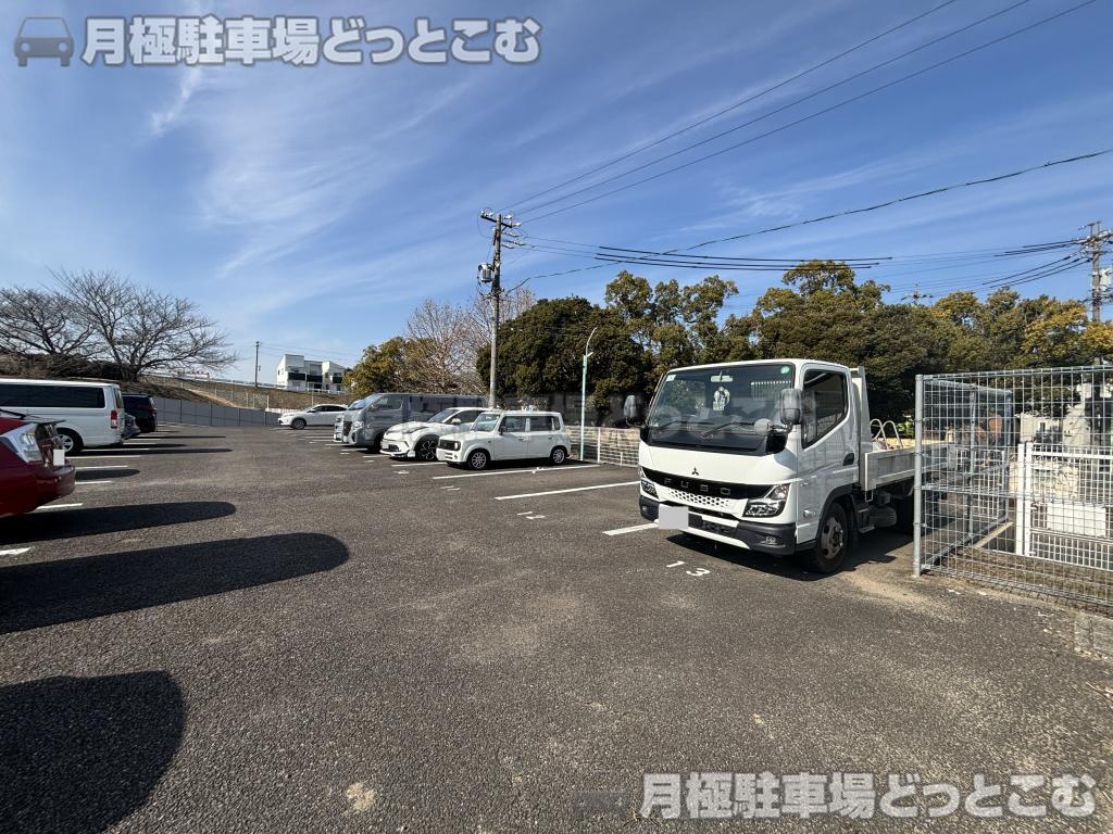名古屋市中川区富田町大字前田字海用1番1の月極駐車場3