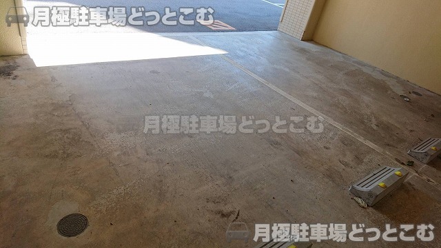 名古屋市瑞穂区洲雲町2丁目18-1の月極駐車場2