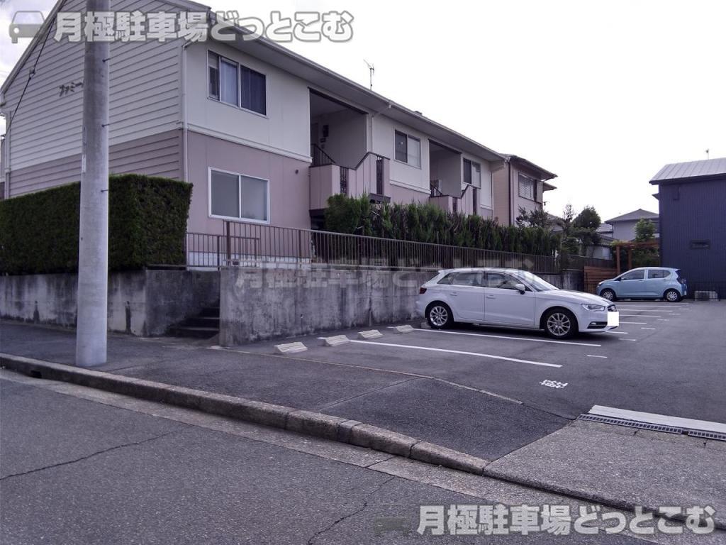 名古屋市名東区勢子坊2丁目1112の月極駐車場2