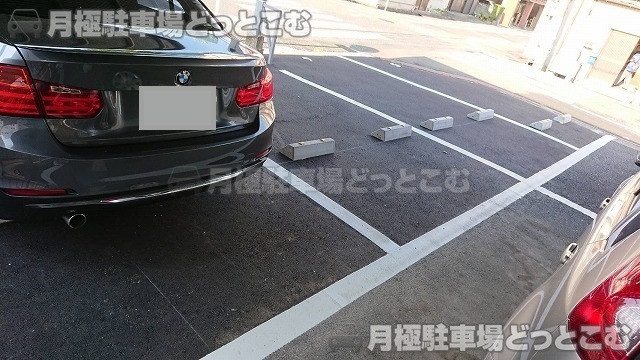 一宮市大江1丁目3-20の月極駐車場3