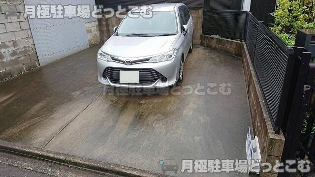 名古屋市中村区中村本町4丁目82の月極駐車場3