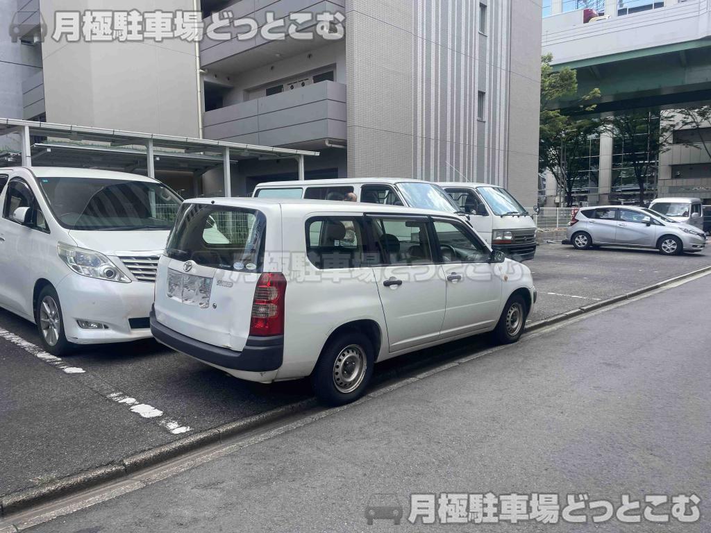 名古屋市中村区名駅南1丁目1011、1012の月極駐車場6