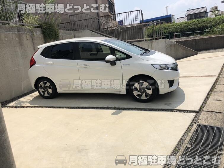 名古屋市守山区四軒家2丁目749の月極駐車場2