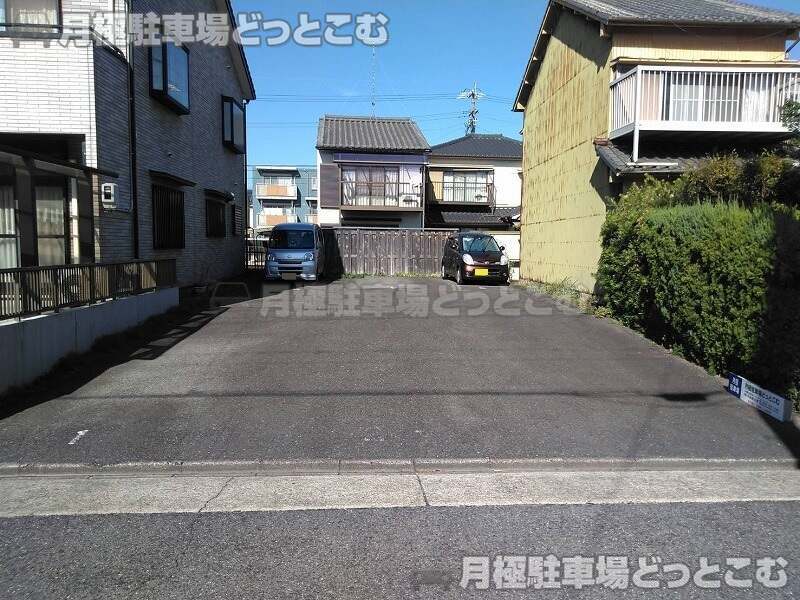 名古屋市中村区宮塚町32の月極駐車場2