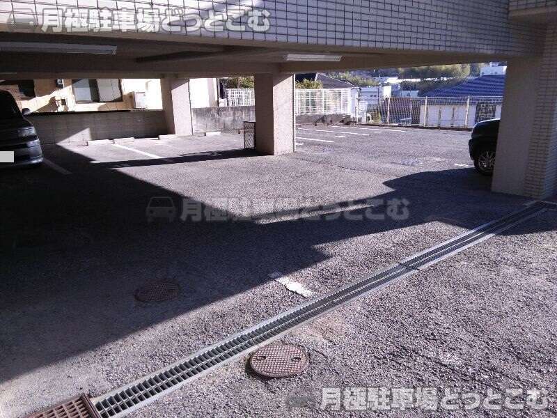 日進市折戸町中屋敷2-7、8、9の月極駐車場3