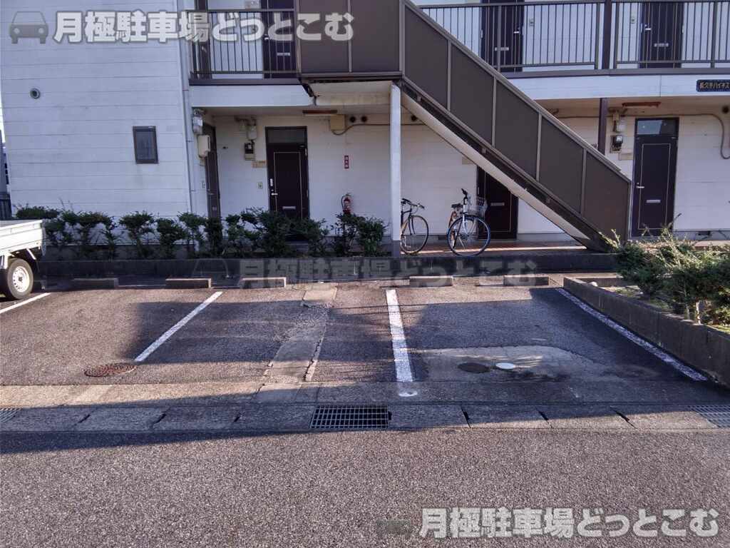 長久手市仲田1107の月極駐車場2