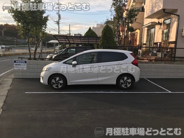 長久手市井堀517の月極駐車場2