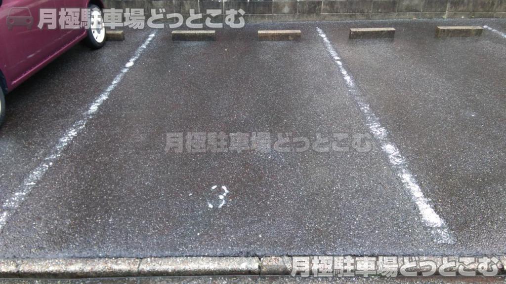 名古屋市千種区上野3-1307の月極駐車場5