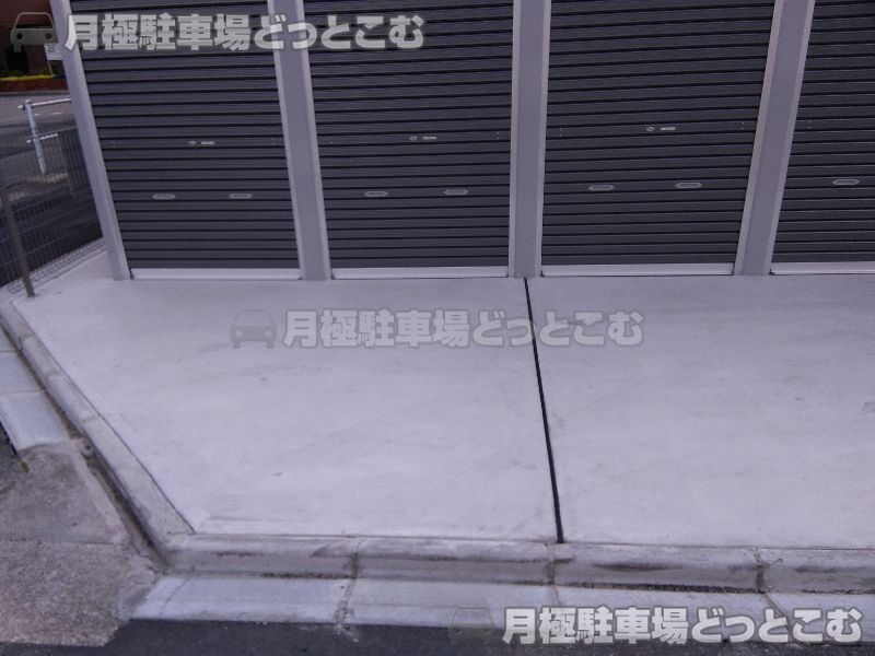 名古屋市南区鳴浜町6丁目1-110の月極駐車場7