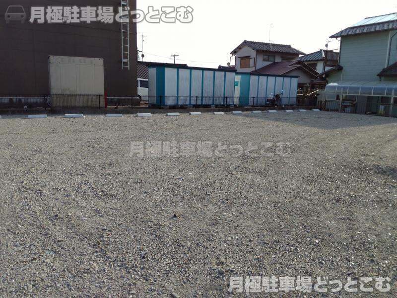 小牧市岩崎原3丁目52－1の月極駐車場2