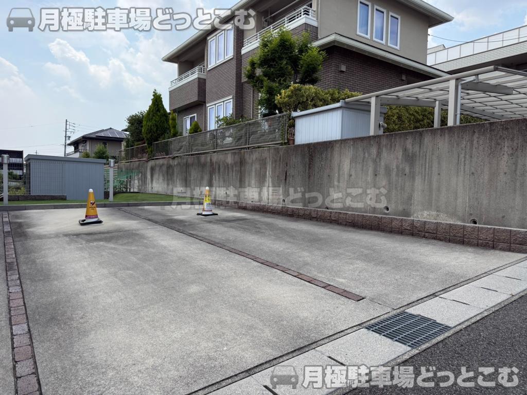 名古屋市緑区熊の前1丁目308の月極駐車場1