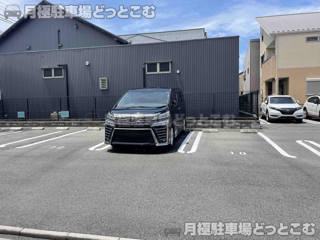 名古屋市中村区本陣通5丁目16・191の月極駐車場4