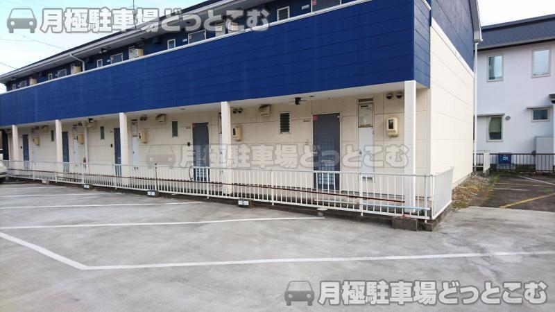 豊橋市花田一番町30番地の月極駐車場2
