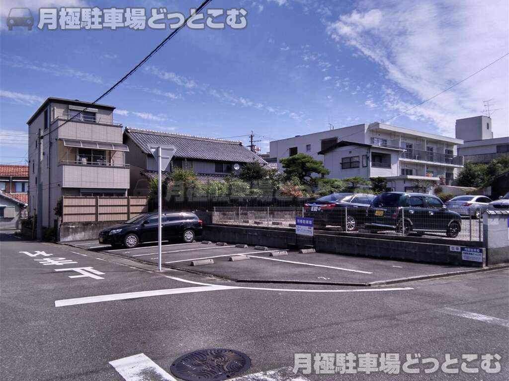 名古屋市北区福徳町2-21の月極駐車場3