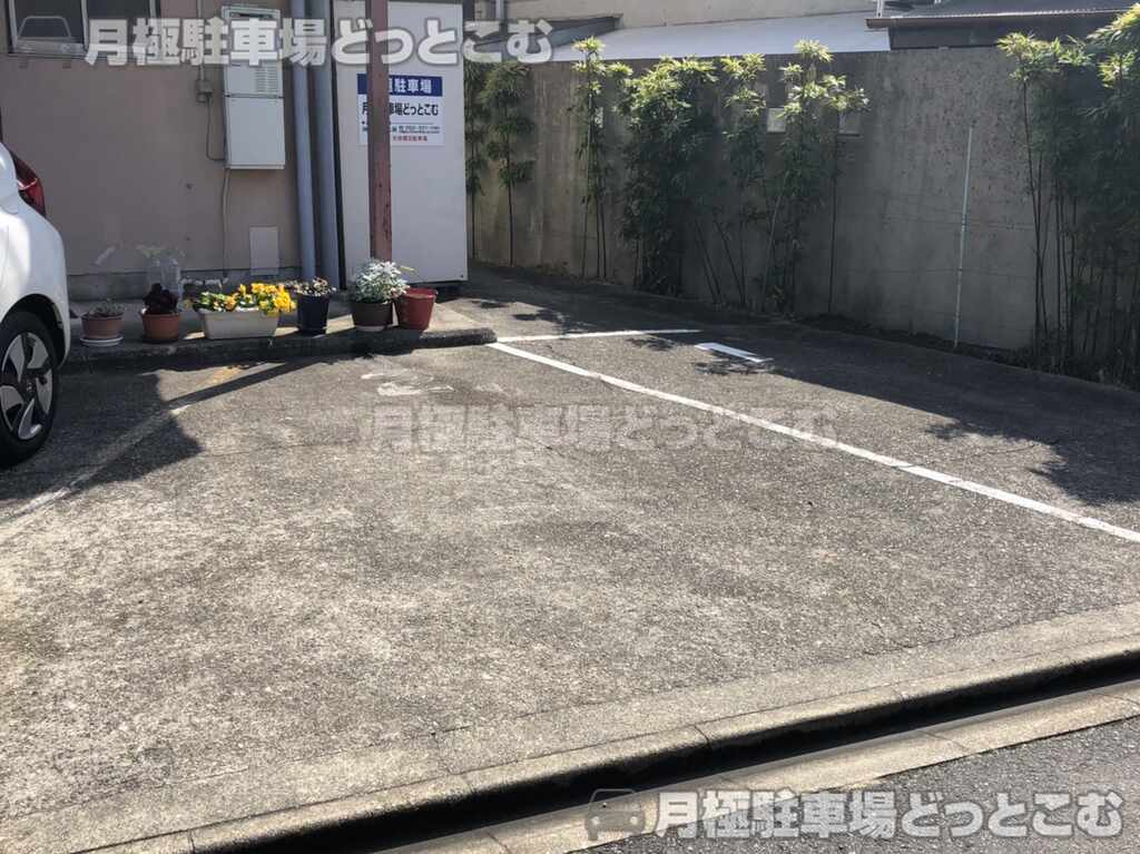 名古屋市東区矢田3丁目20-12の月極駐車場2