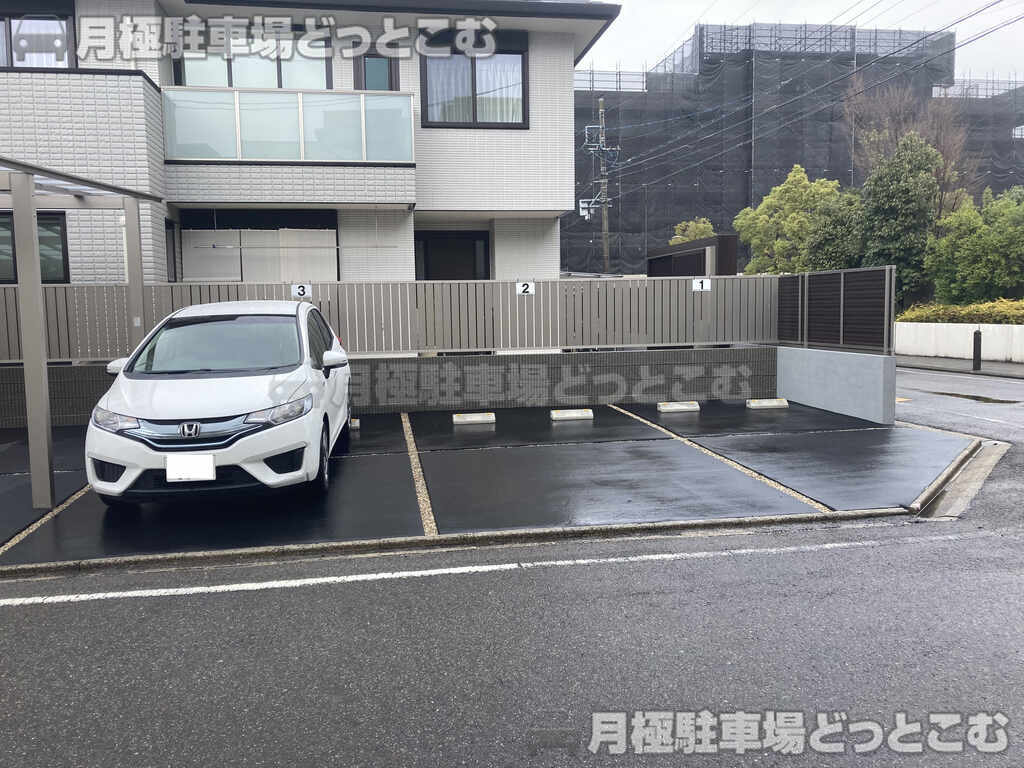 名古屋市千種区仲田2丁目508の月極駐車場2