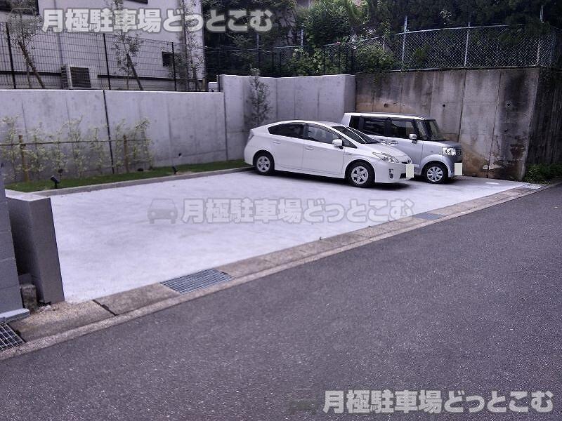 名古屋市天白区表山2丁目602の月極駐車場1