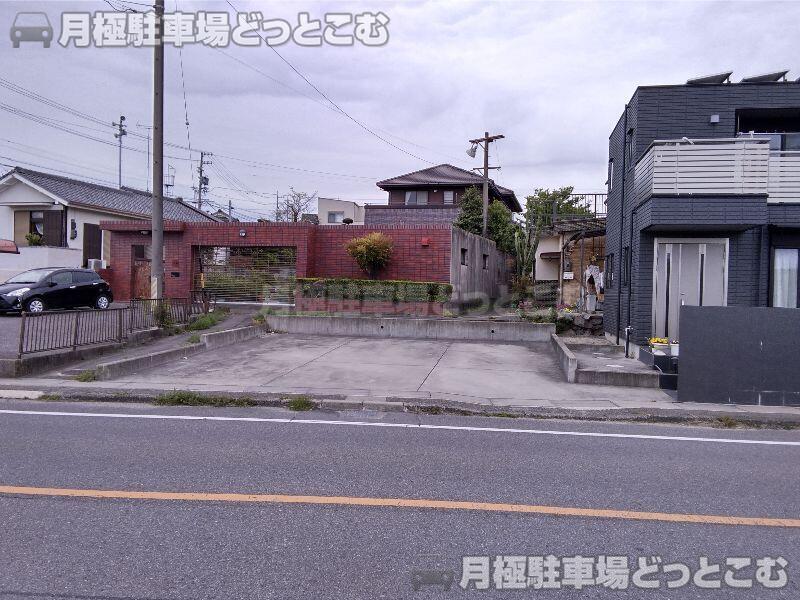 半田市成岩本町3-35の月極駐車場3